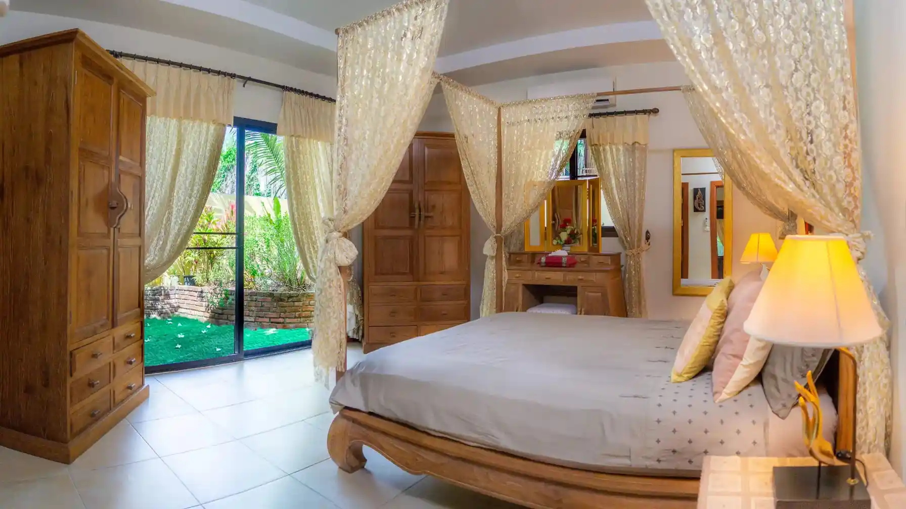 The Coconuts Villa master bedroom patio doors