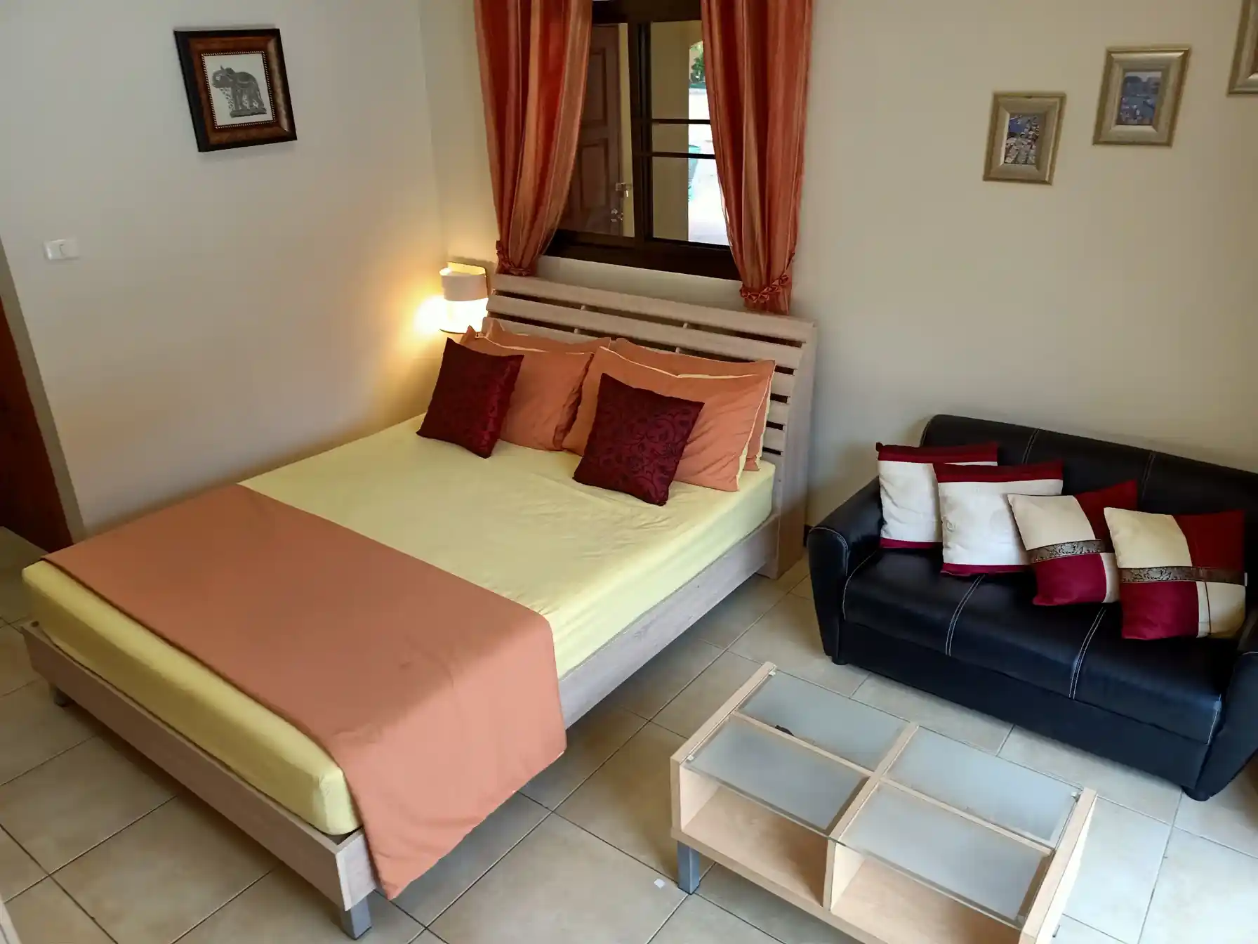 The Coconuts Villa studio bedroom area