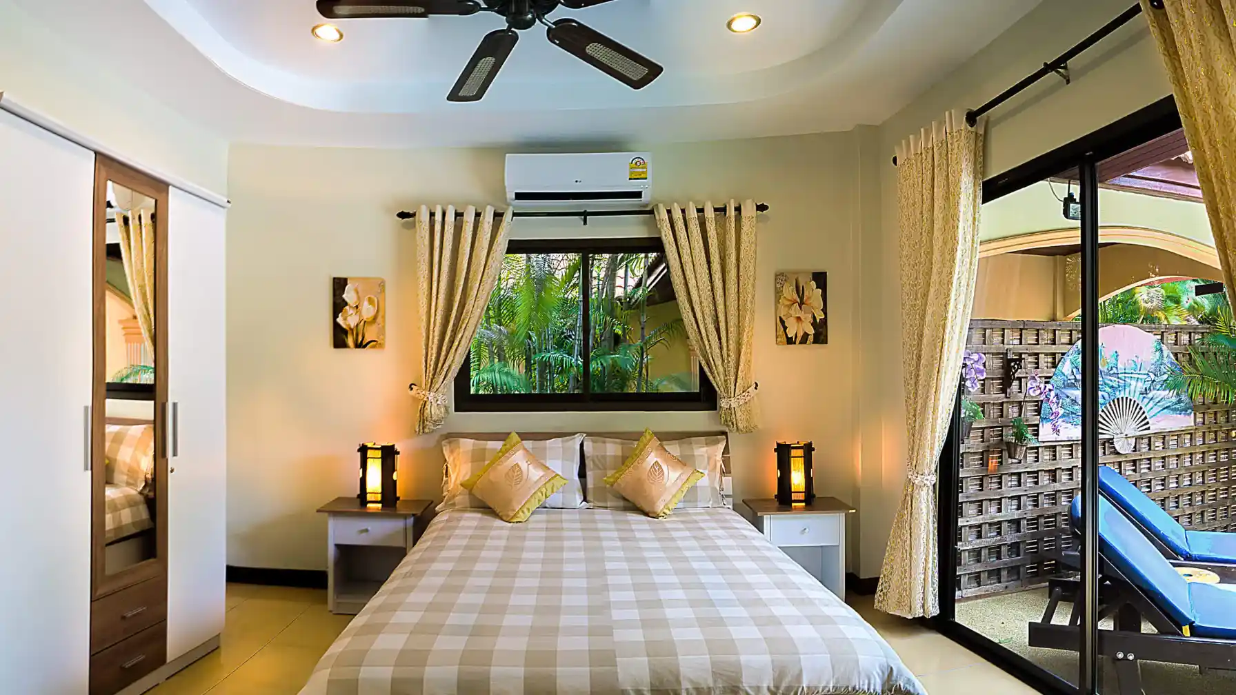 Lakeside Villa master bedroom interior